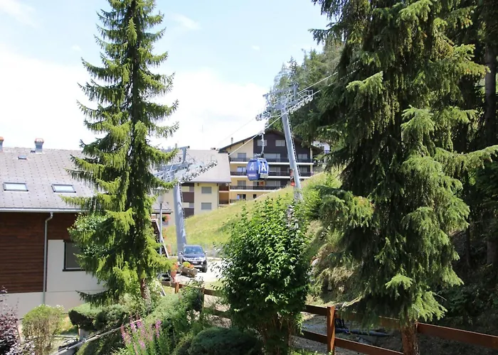 Near Cable Car With Valley Views 베이소나츠